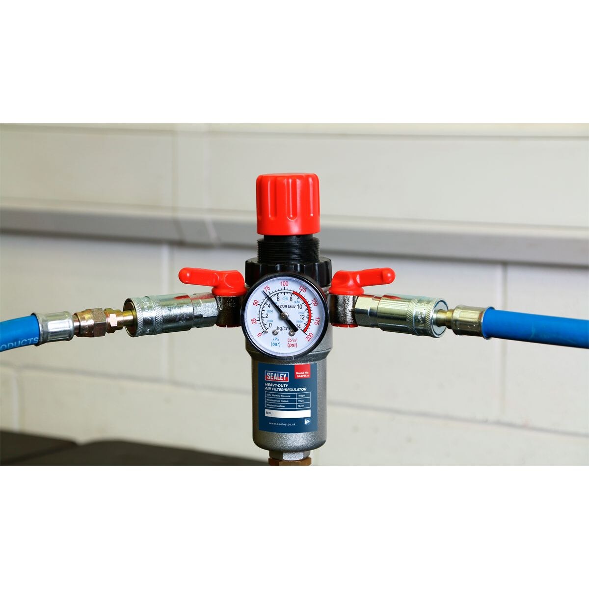 Sealey Heavy-Duty Air Filter/Regulator - Image 2