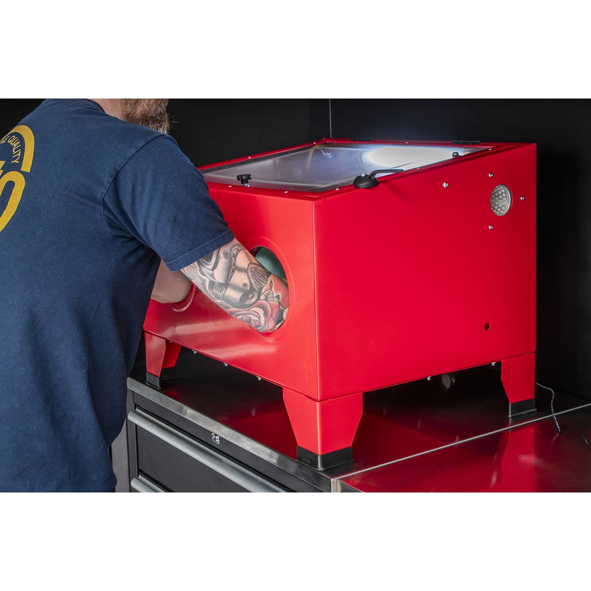 Sealey Shot Blasting Cabinet with Gun 640 x 490 x 490mm - Image 5