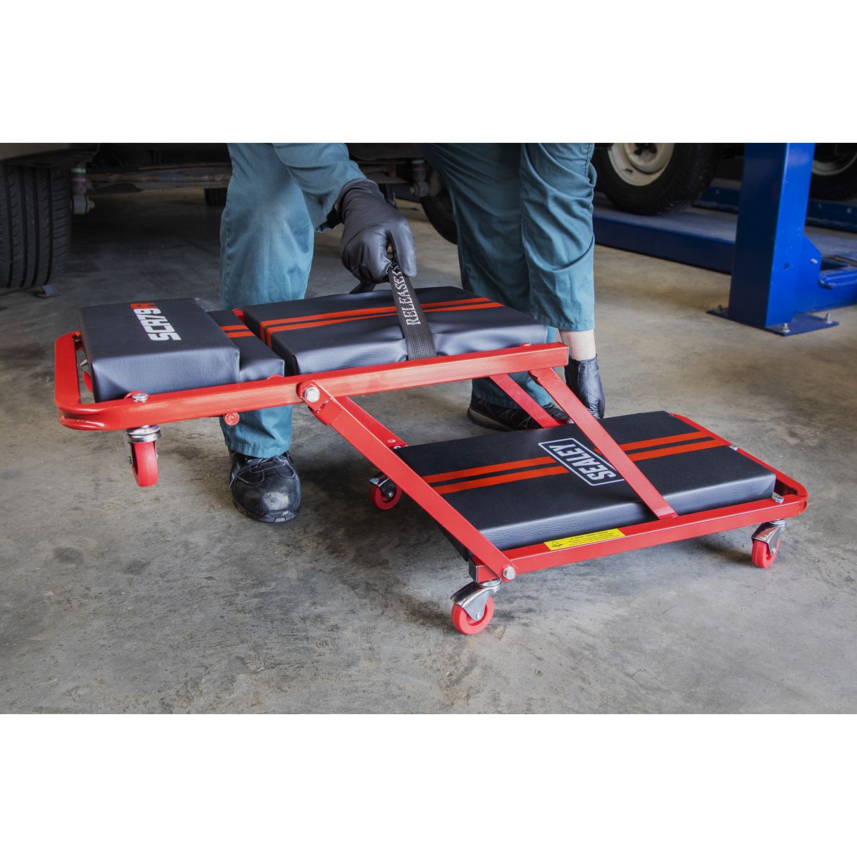 Sealey Steel Creeper/Seat with 7 Wheels & Adjustable Head Rest - Image 5