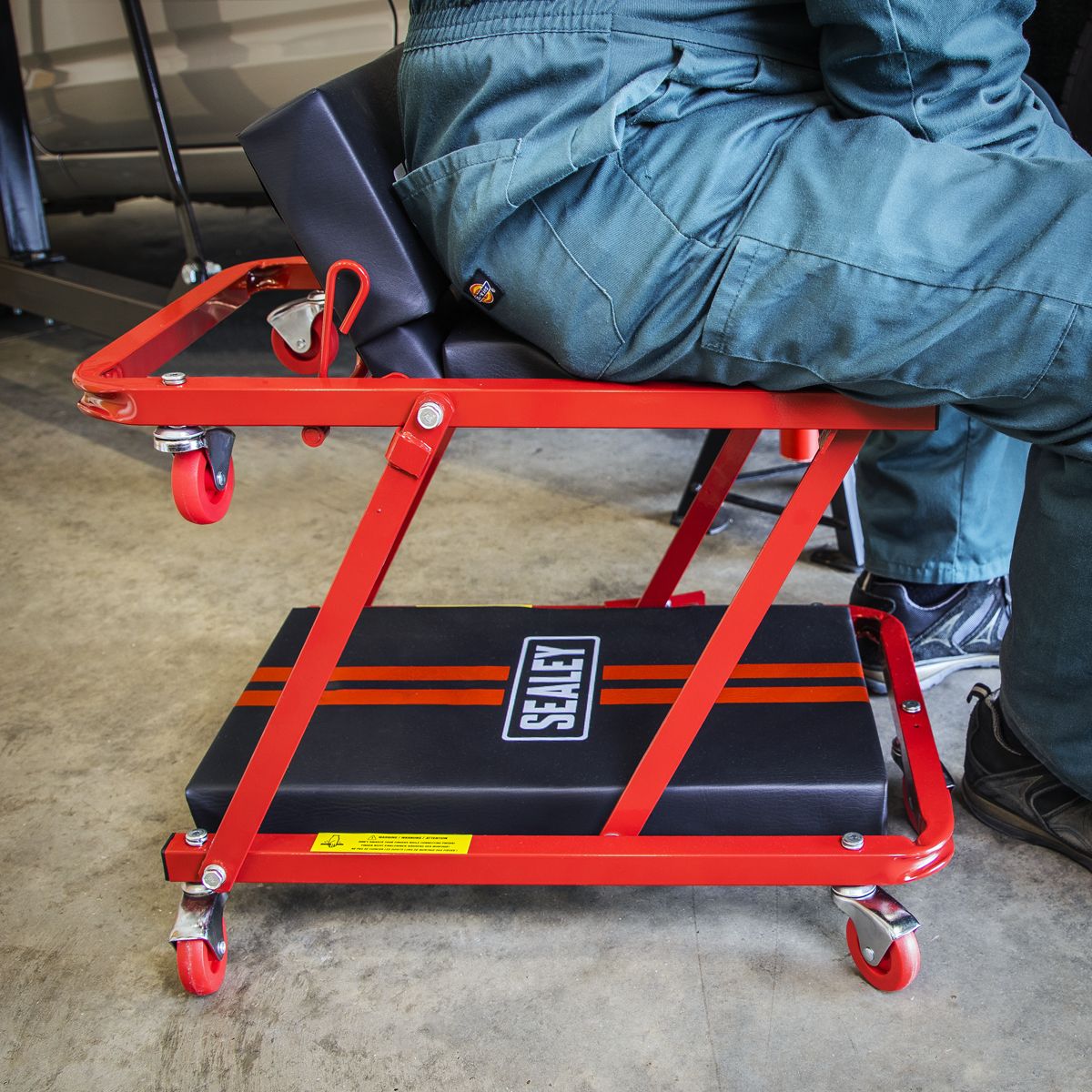 Sealey Steel Creeper/Seat with 7 Wheels & Adjustable Head Rest - Image 6