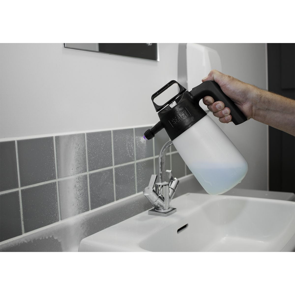 Sealey Premier Snow Foaming/Maintenance Pressure Sprayer - Image 3