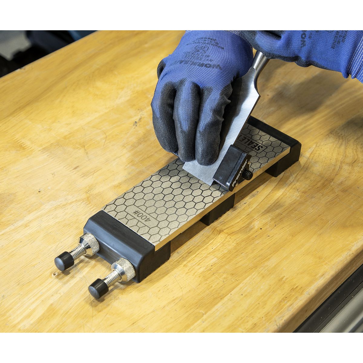 Sealey Combination Diamond Sharpening Whetstone with Adjustable Stone Holder - Image 5