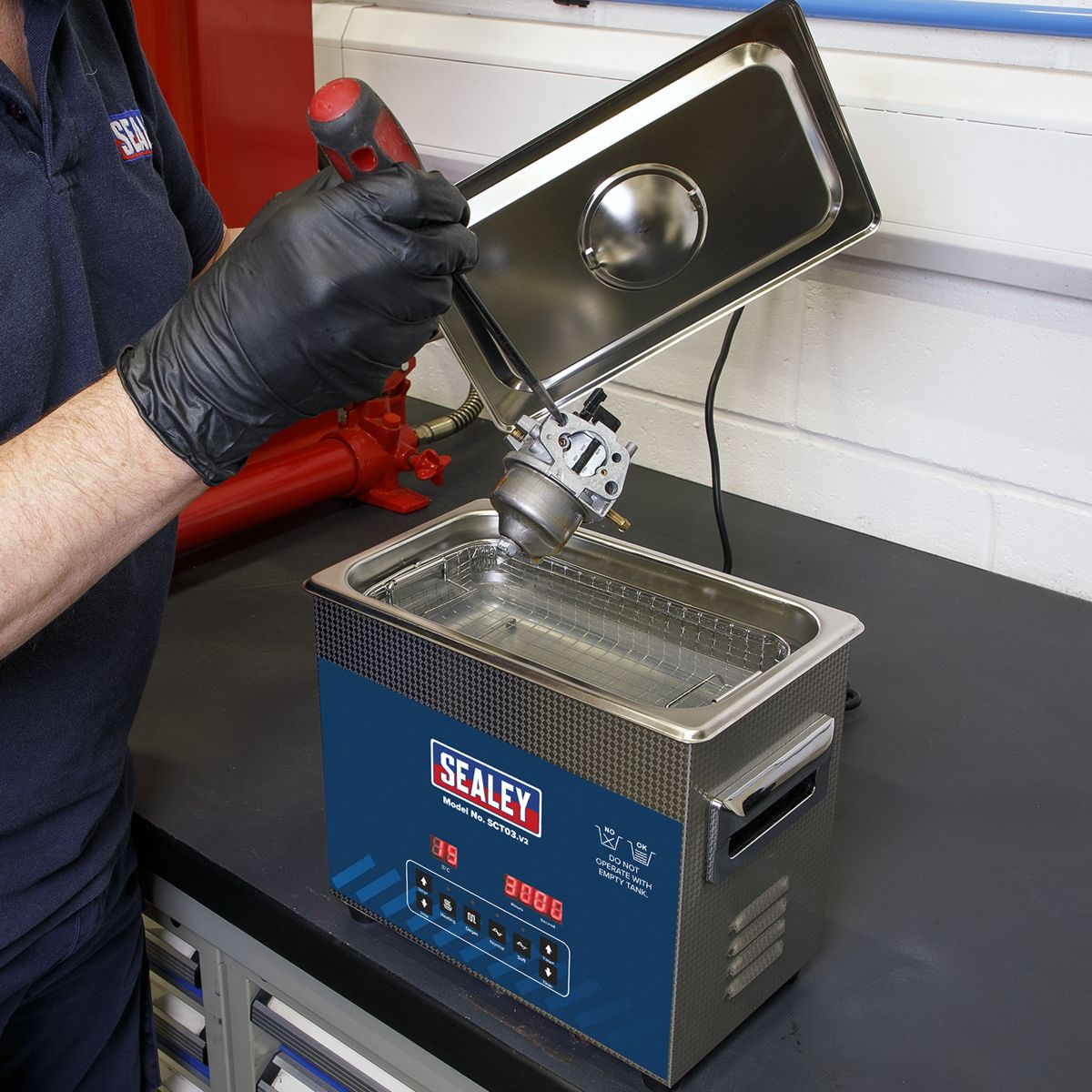 Sealey Ultrasonic Cleaning Fluid 25L - Image 3