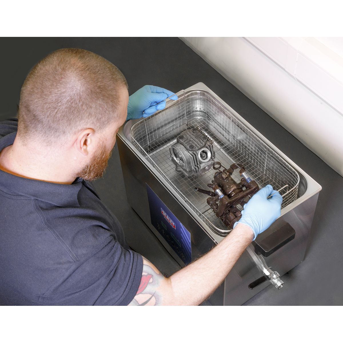 Sealey Ultrasonic Cleaning Fluid 25L - Image 6