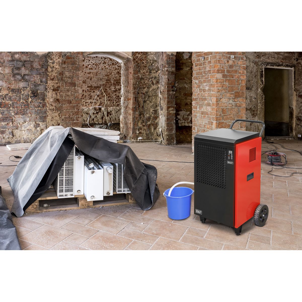 Sealey Industrial Dehumidifier 70L - Image 4