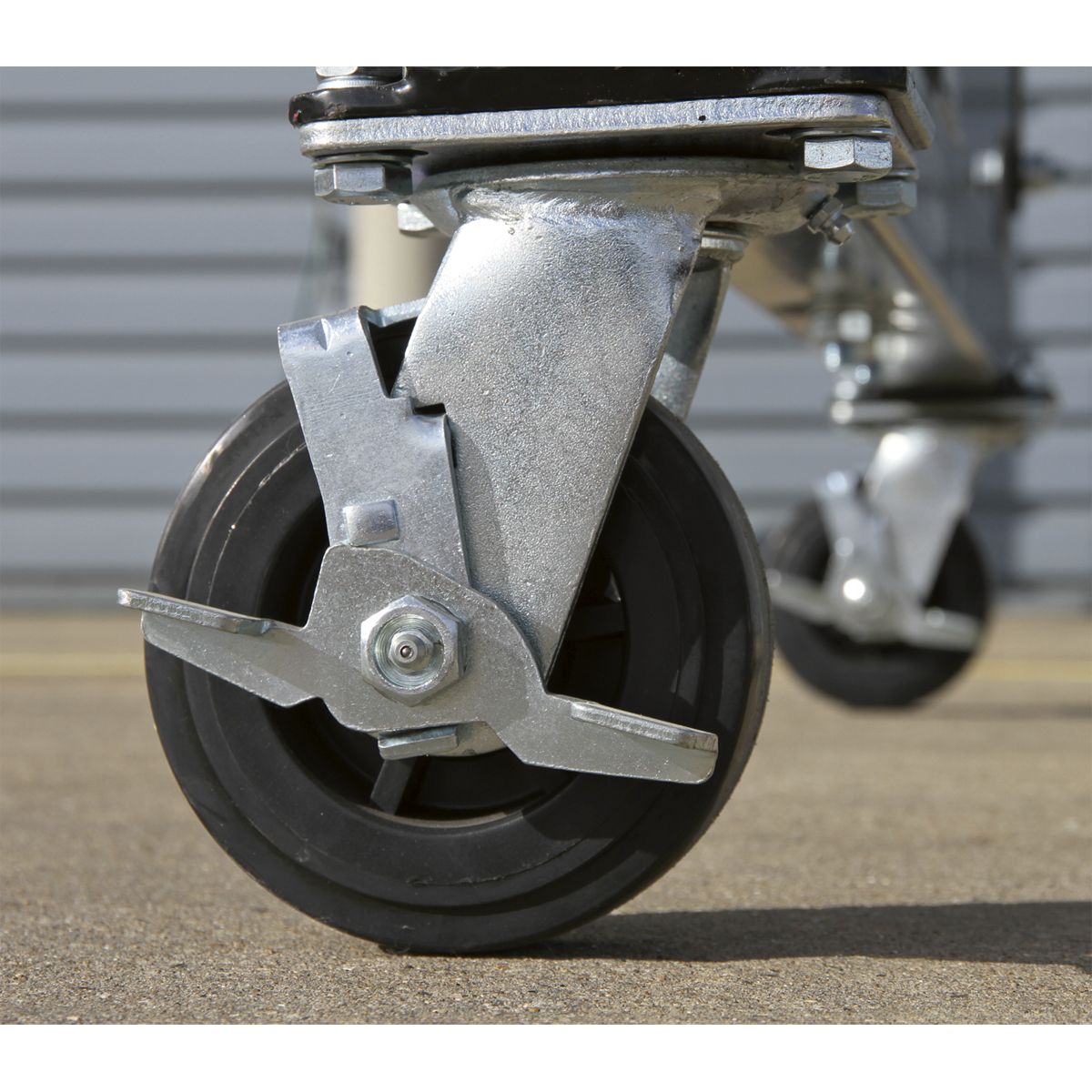 Sealey Portable Lifting Adjustable Gantry Crane 1 Tonne - Image 3
