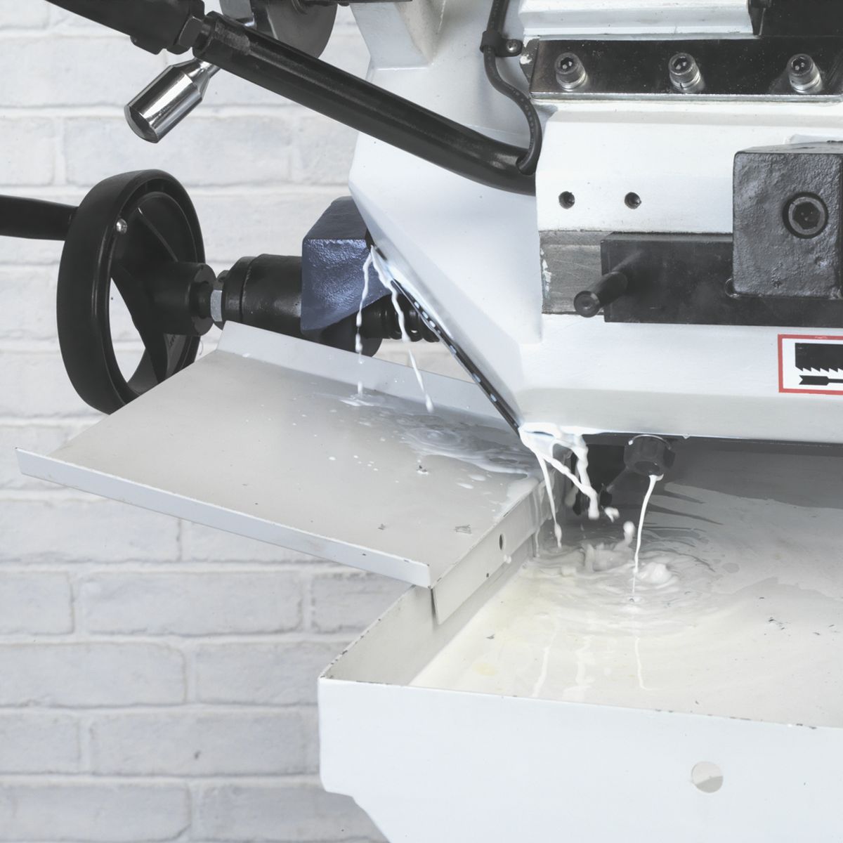 Sealey Industrial Power Bandsaw 210mm - Image 4