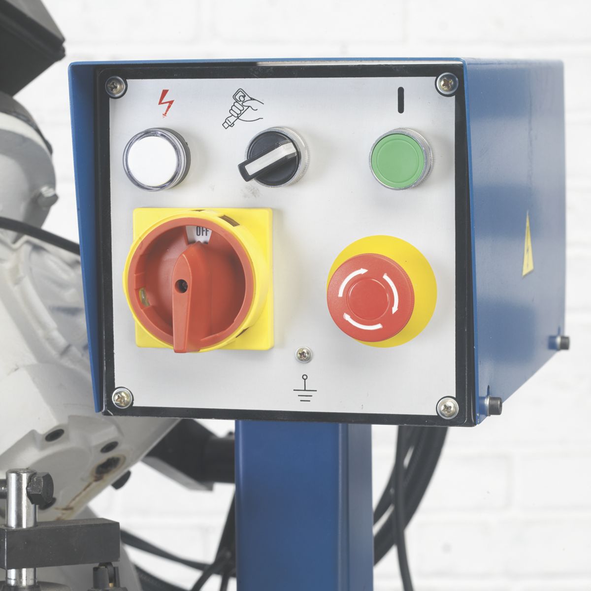 Sealey Industrial Power Bandsaw 210mm - Image 5