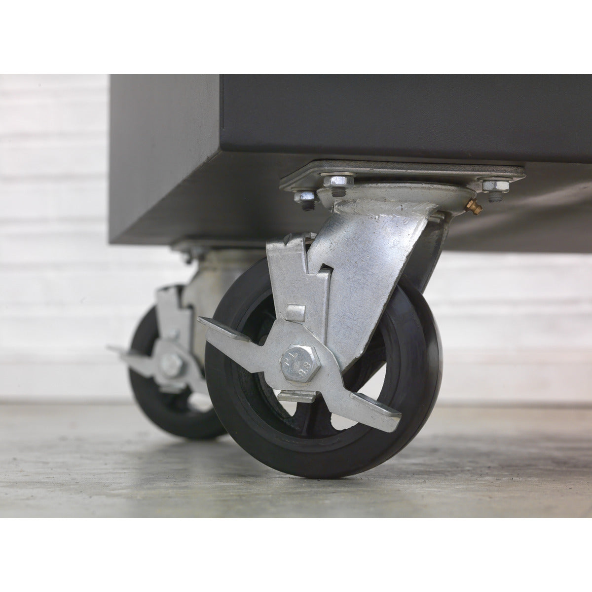 Superline PRO Heavy-Duty Tool Vault with Wheel Kit STV01COMBO