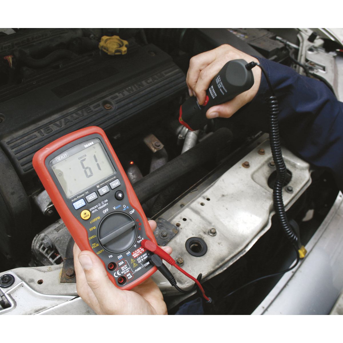 Sealey 15-Function Digital Automotive Analyser with Inductive Coupler/Infrared Temperature Probe - Image 5