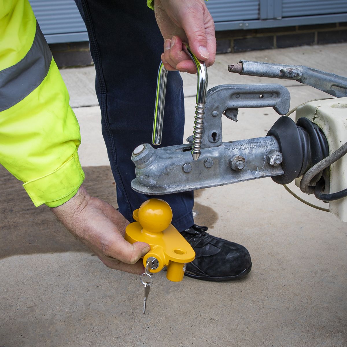 Sealey Tow-Ball Trailer Hitch Lock 50mm - Image 4