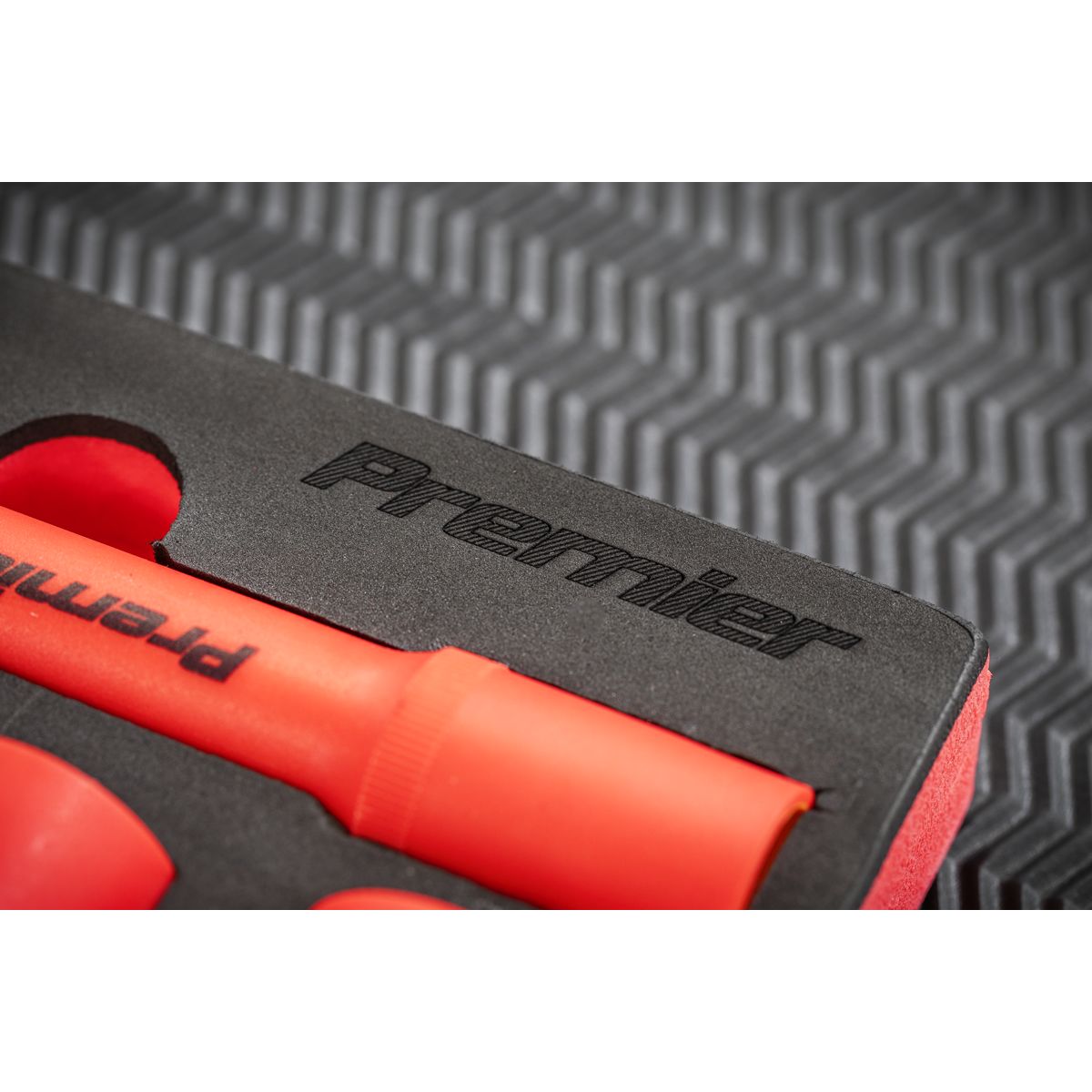 Sealey Premier Insulated Socket Set with Tool Tray 1/2"Sq Drive 10pc - VDE Approved - Image 2
