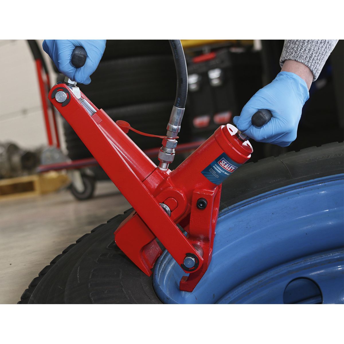Sealey Hydraulic Bead Breaker - Image 2
