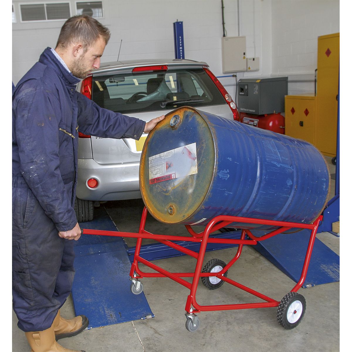 Sealey Mobile Drum Stillage 205L/48gal - Image 2