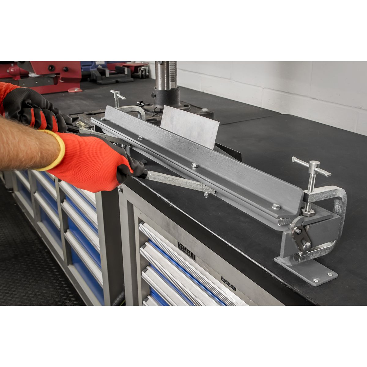 Sealey Vice/Bench Mounting Sheet Metal Folder 700mm - Image 5