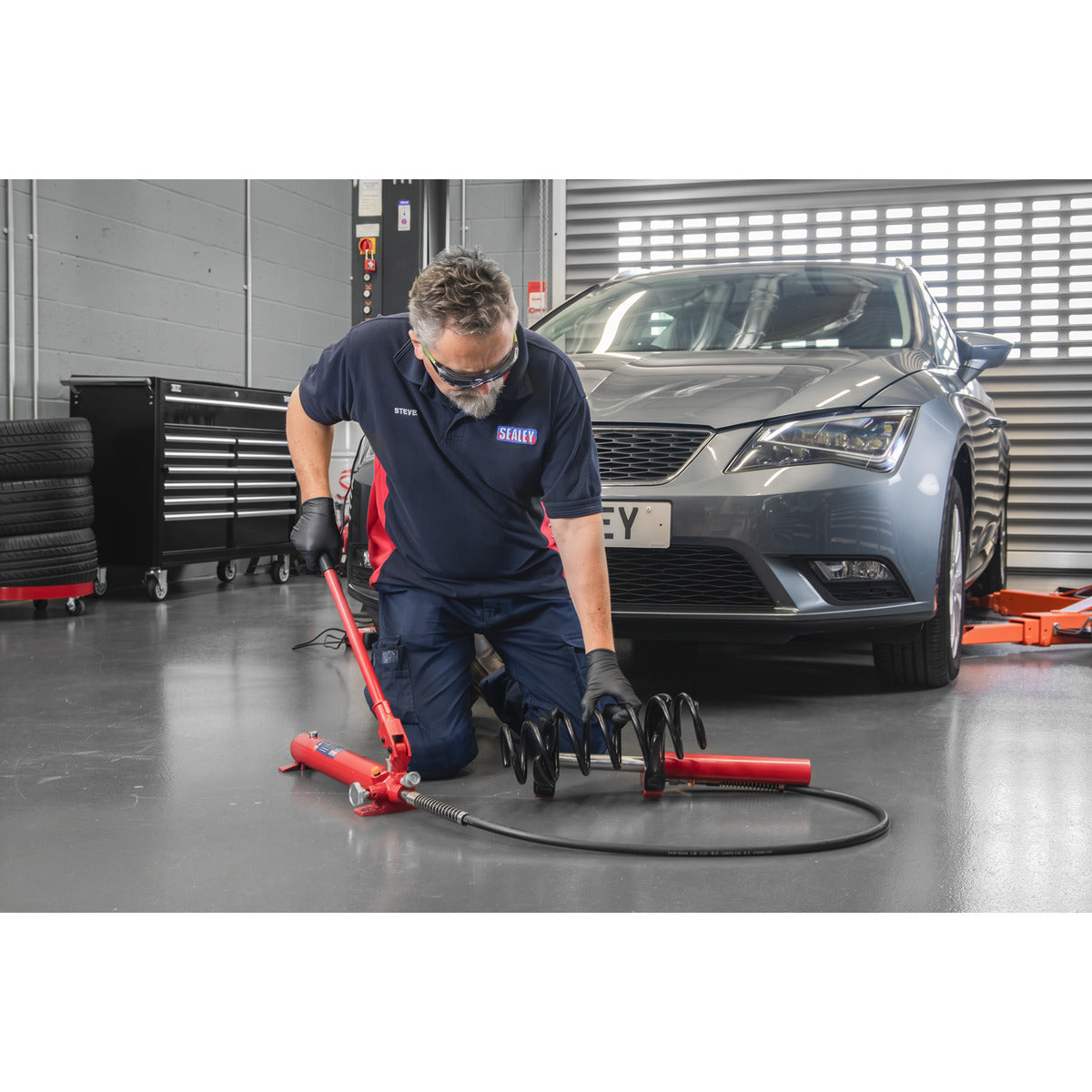Sealey Hydraulic Coil Spring Compressor 1000kg VS7011