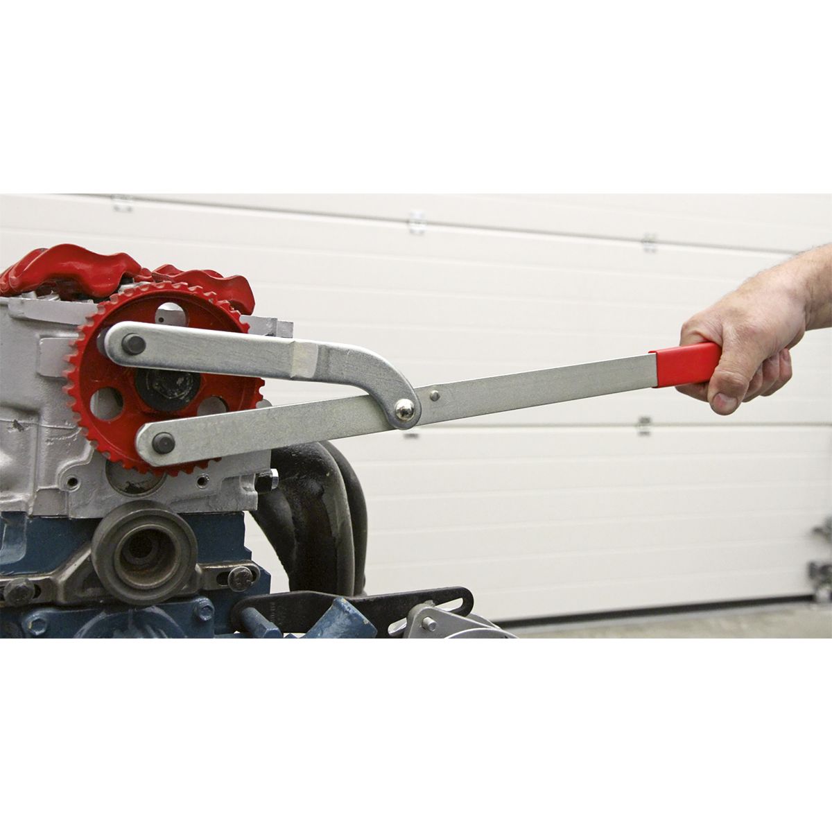 Sealey Universal Pulley & Fan Clutch Holder Set - Image 2