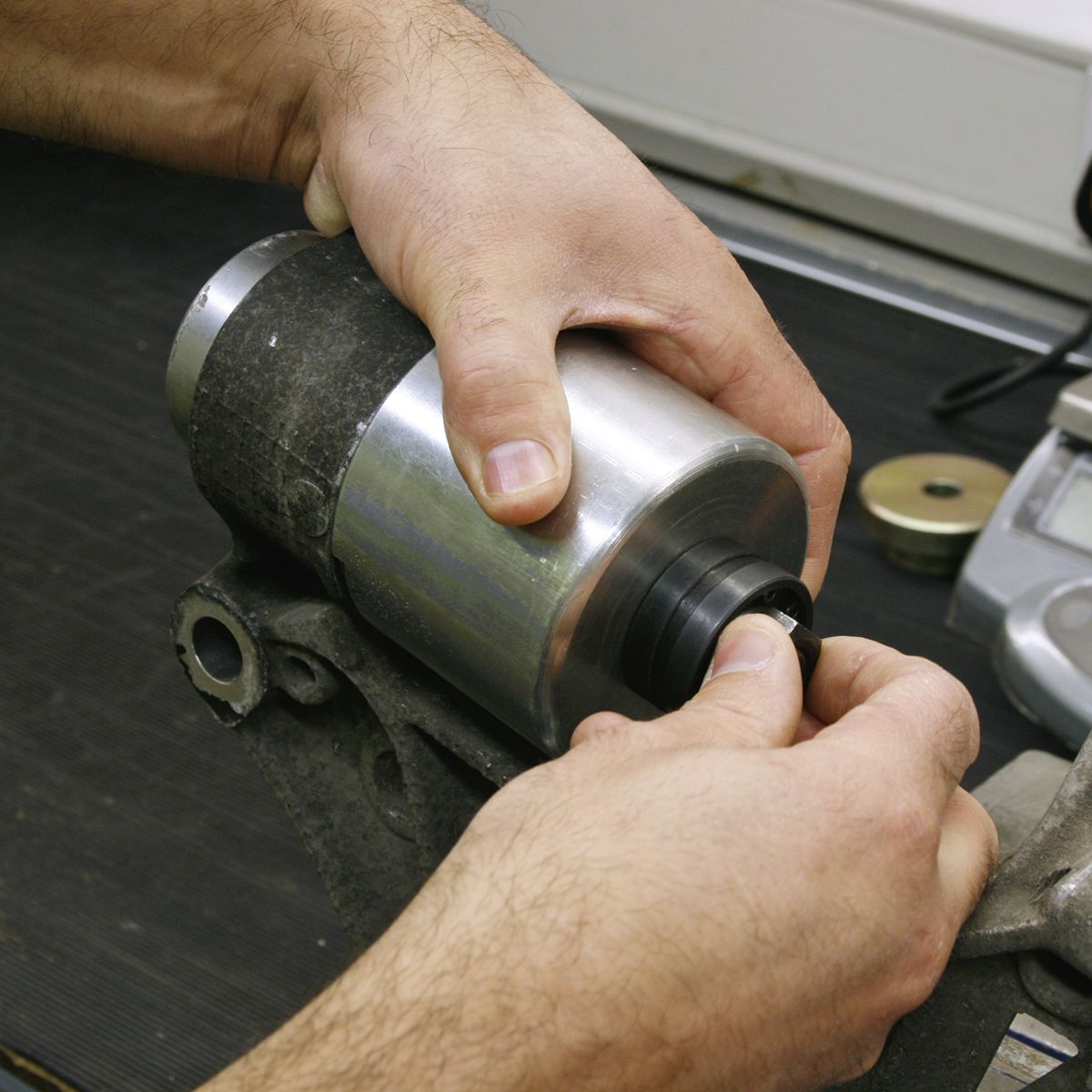 Sealey Front Suspension Bush Tool for VAG - Image 5