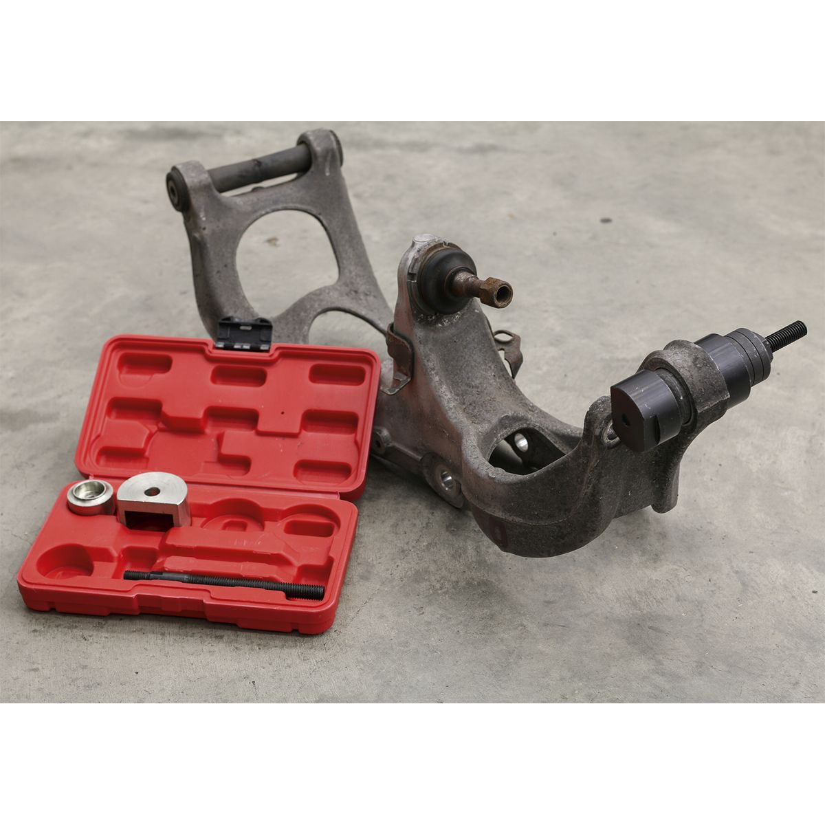 Sealey Front Pivot Arm Bush Tool for Peugeot 407/508, Citroen C5/C6 - Image 2