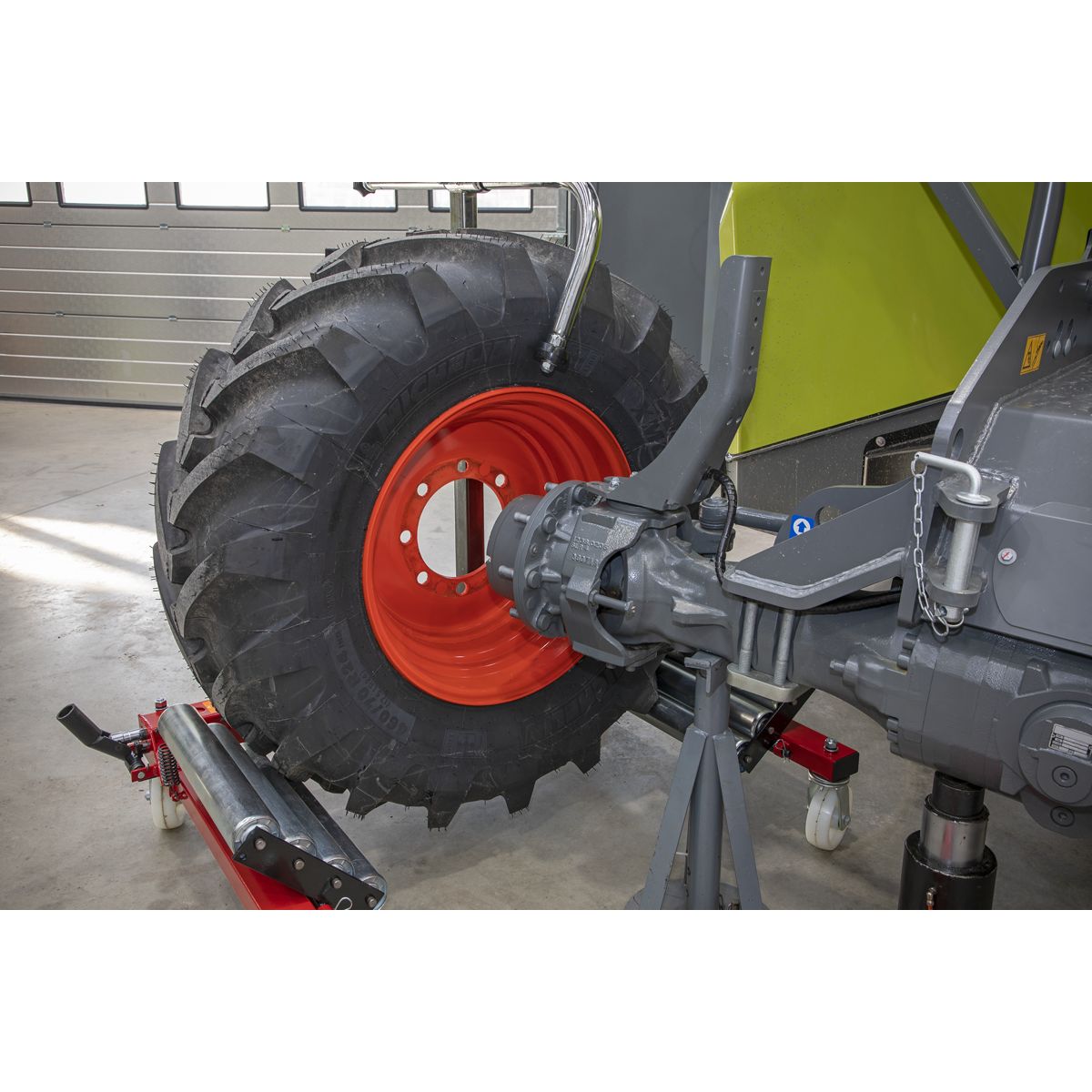 Sealey Wheel Removal Trolley 1500kg Capacity - Image 7