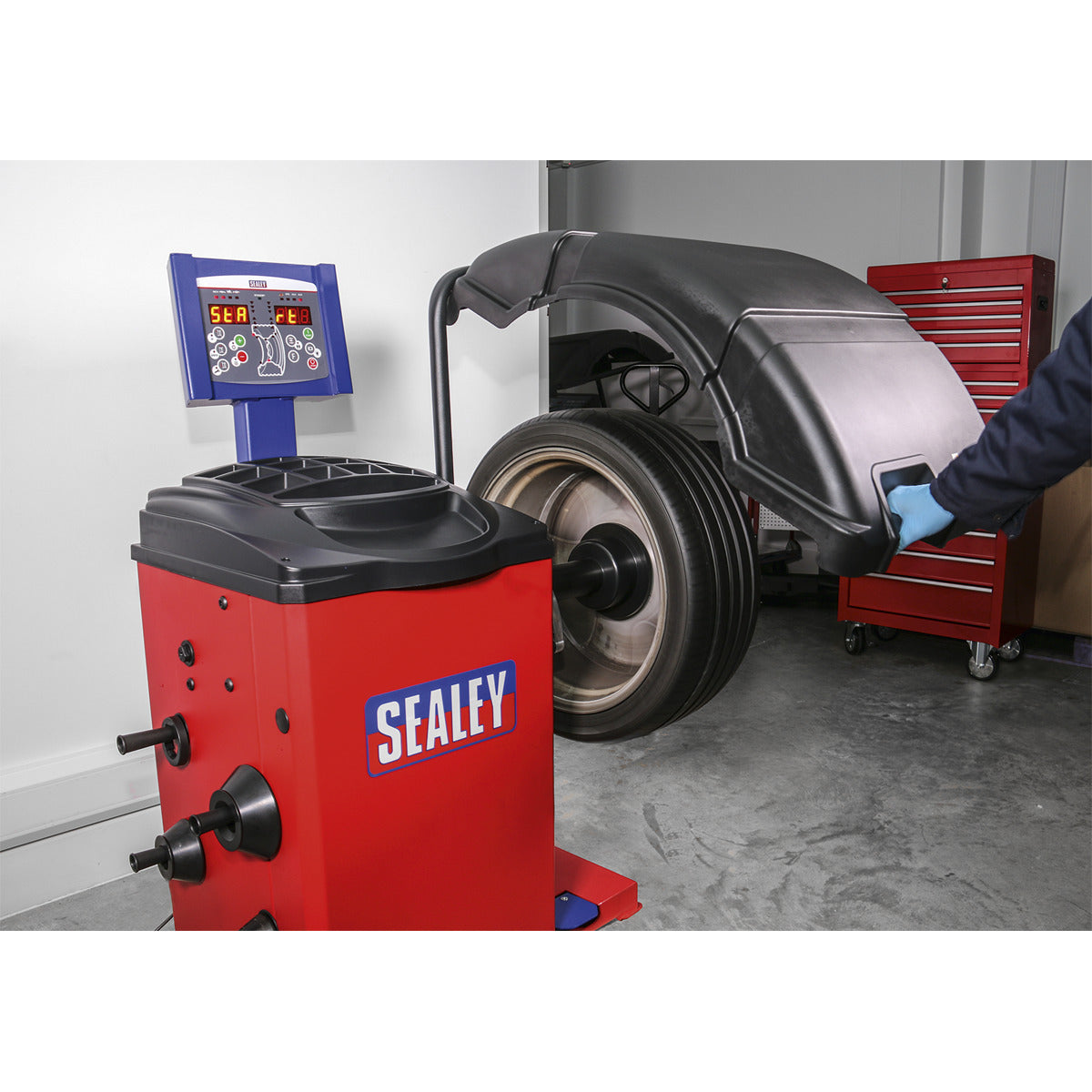 Sealey Semi-Automatic Wheel Balancer WB10