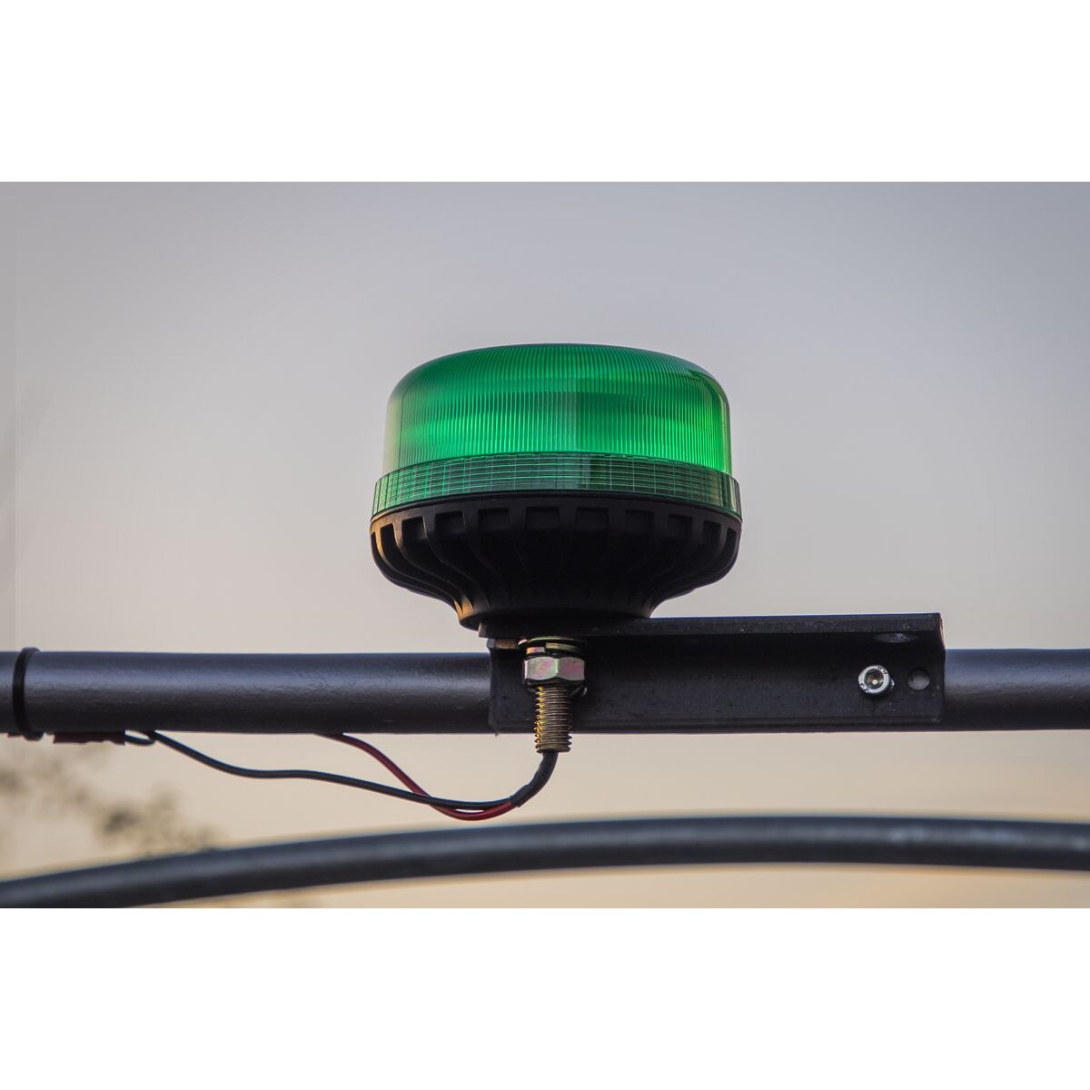 Sealey Warning Beacon with 12mm Bolt Fixing SMD LED 12/24V - Green - Image 2