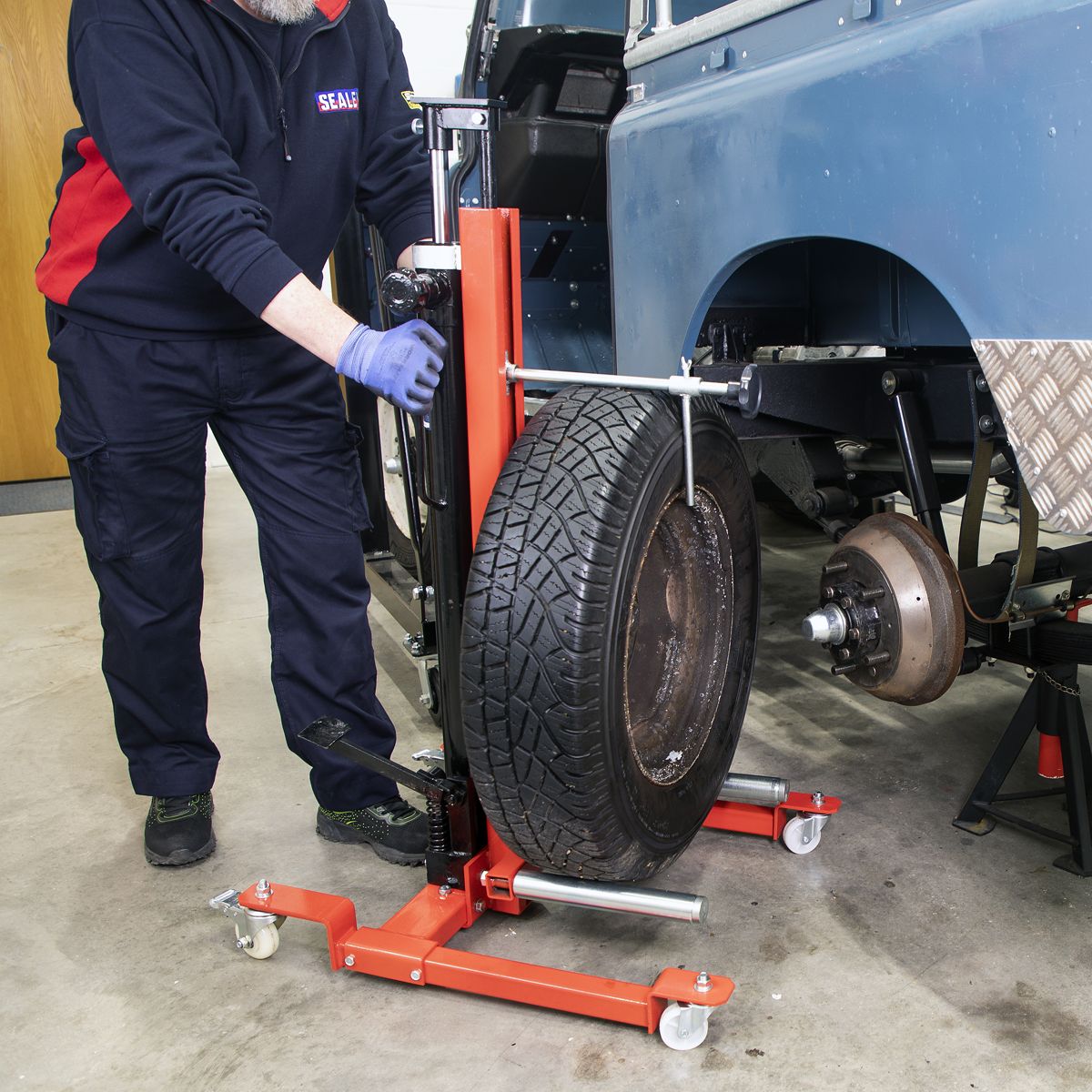 Sealey Quick Lift Wheel Removal/Lifter Trolley 80kg - Image 4