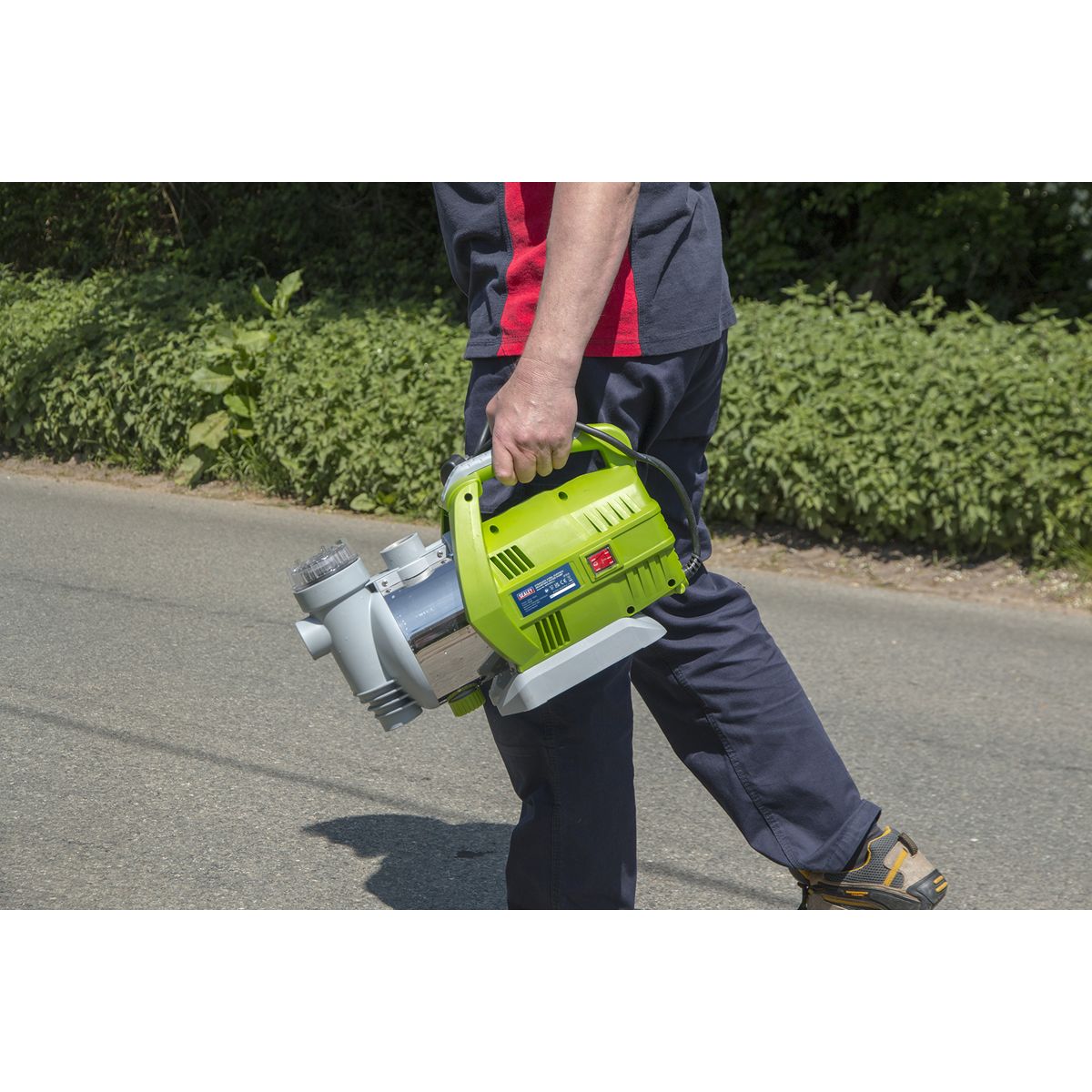 Sealey Surface Mounting Water Pump Stainless Steel 55L/min 230V - Image 6