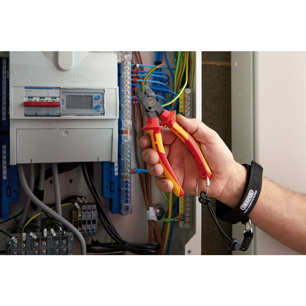 Draper XP1000 VDE Tethered 4-in-1 Combination Cutter, 160mm 13642