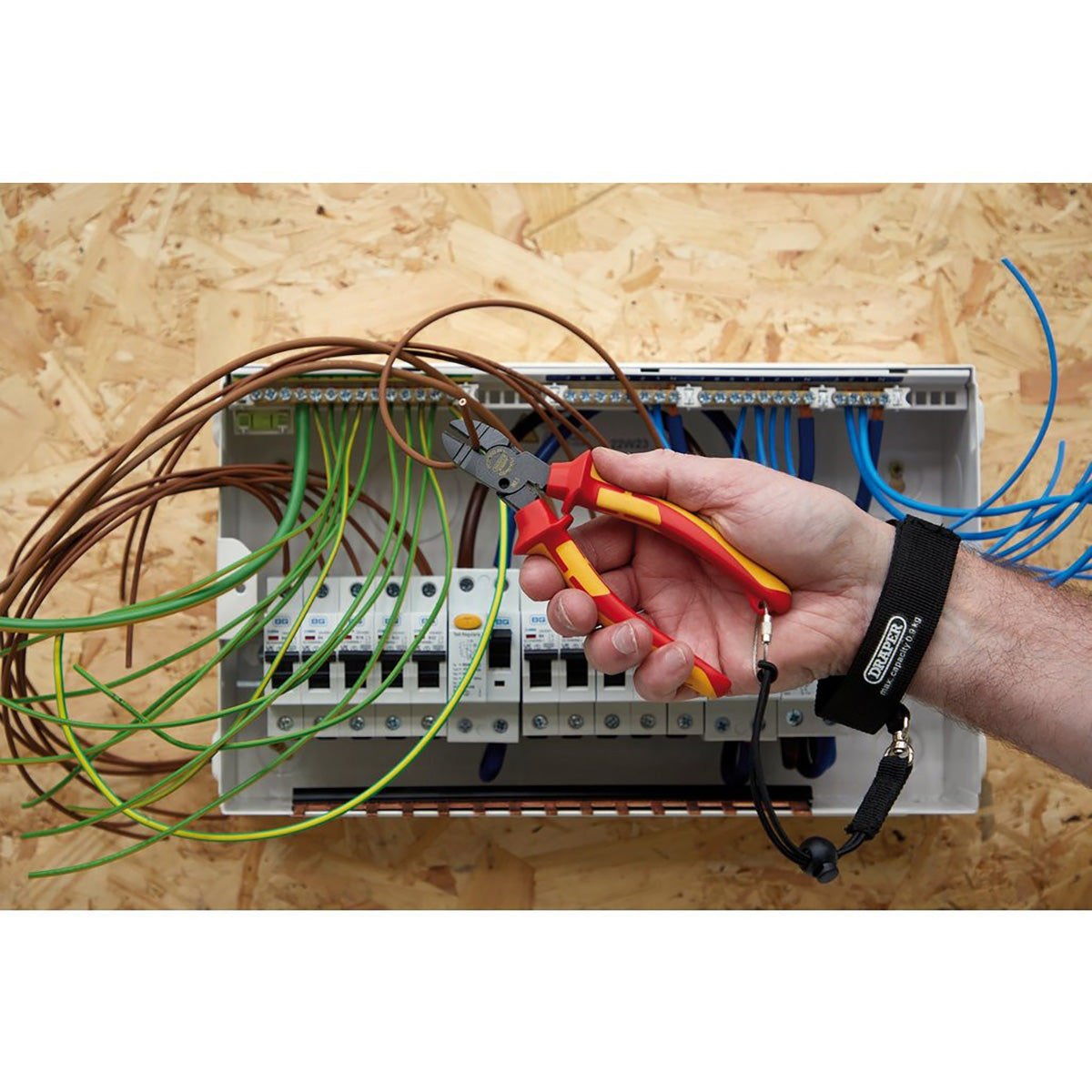 Draper XP1000 VDE Tethered 4-in-1 Combination Cutter, 160mm 13642