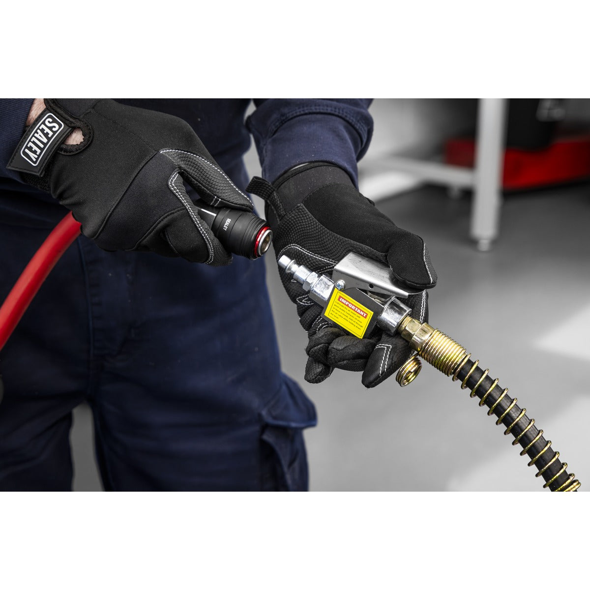 Sealey Viking Professional Long Reach Air/Manual Operation Trolley Jack with Rocket Lift 10 Tonne 10001A