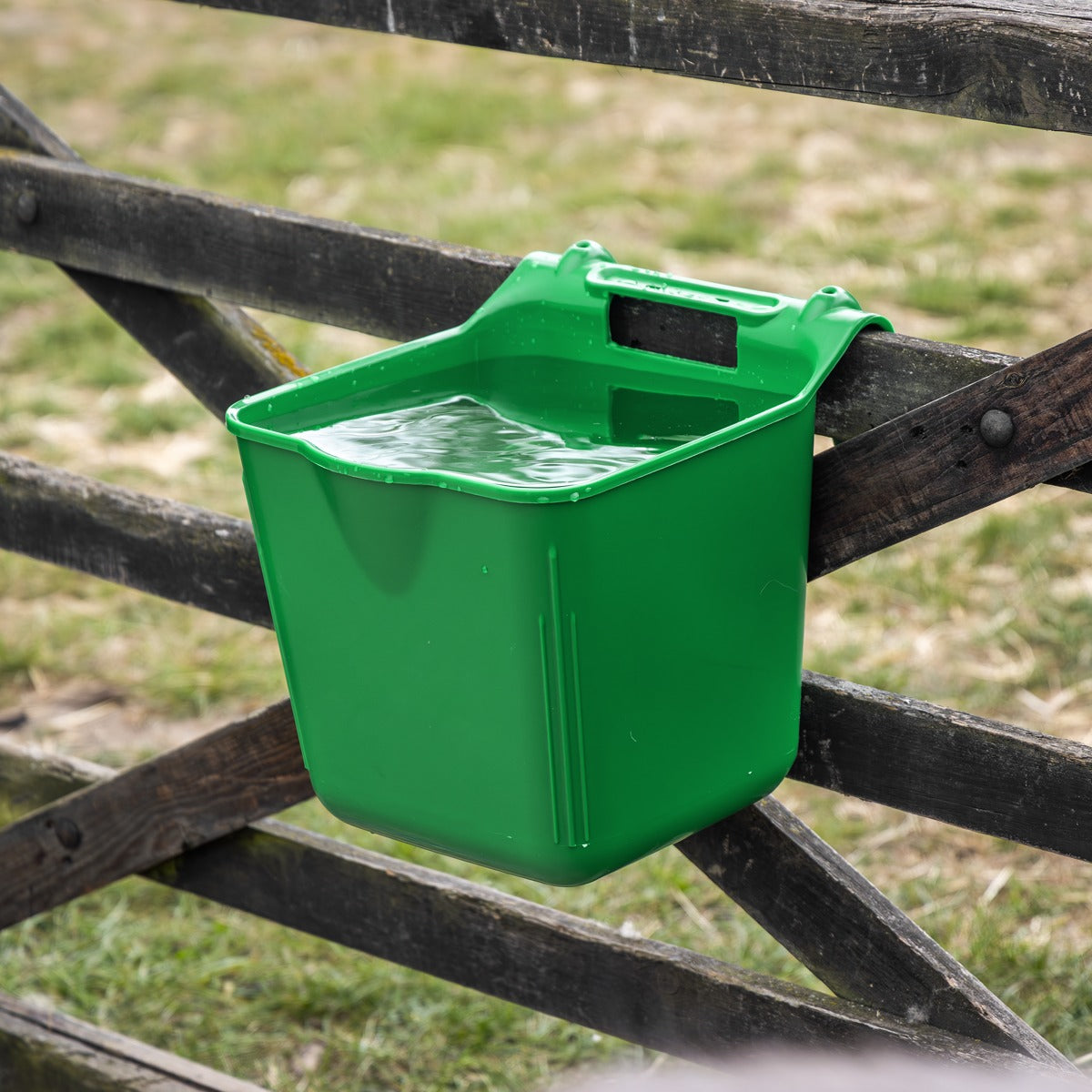 Sealey Hook-Over Feeder 13L AFT06