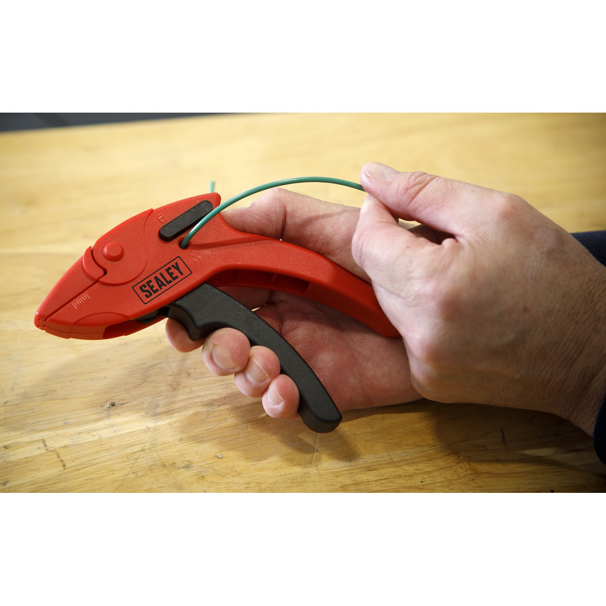 Sealey Automatic Pistol Grip Wire Stripping Tool AK2269