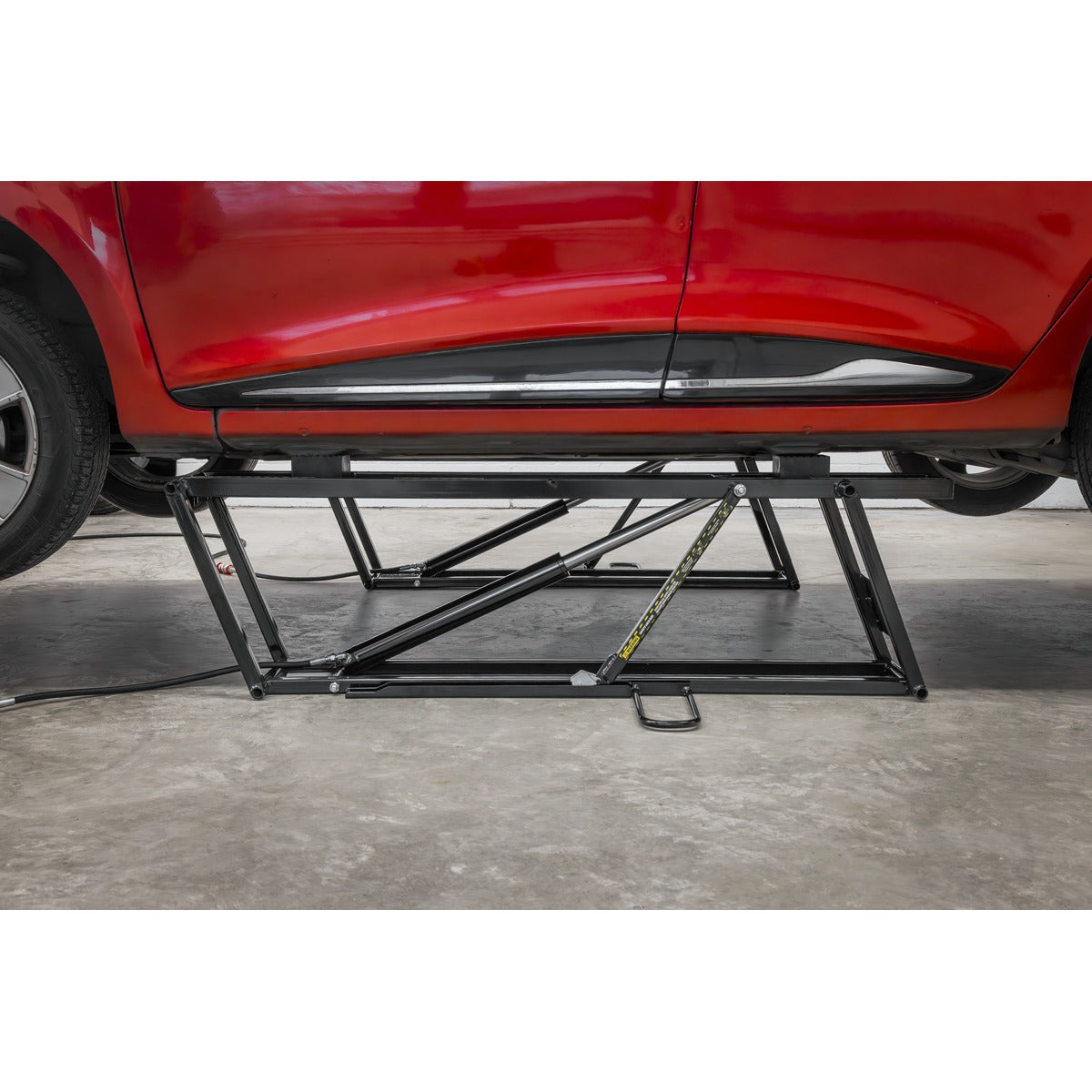 Sealey Portable Car Lift 2.25 Tonne CLM2250