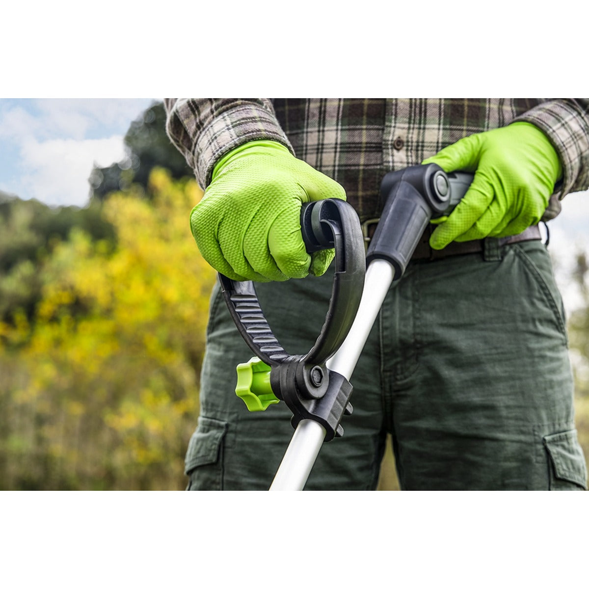 Sealey SV10.8 Series Cordless Grass Trimmer 10.8V - Body Only CP108VGSBO