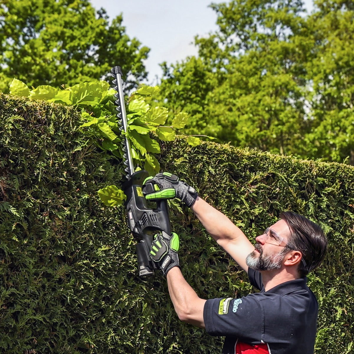 Sealey SV10.8 Series Cordless Hedge Trimmer 10.8V - Body Only CP108VHTBO