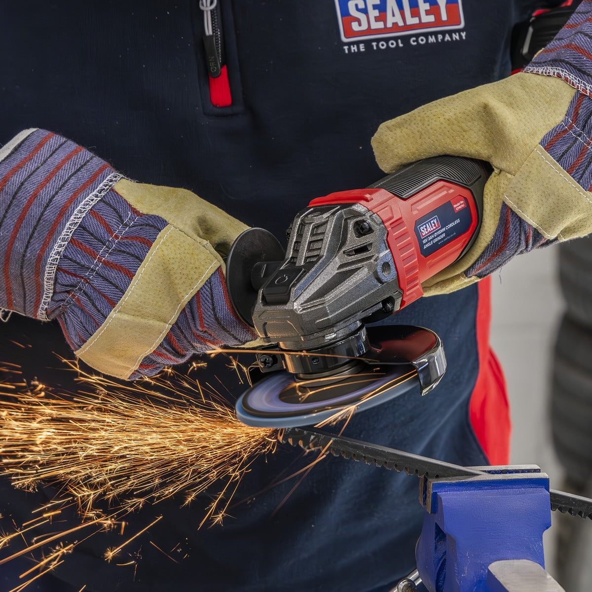 Sealey 115mm Cordless Angle Grinder 18V 3Ah - Red CP401LI