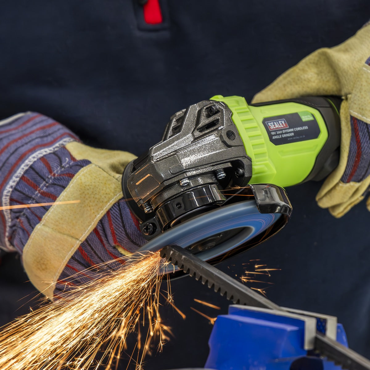 Sealey 115mm Cordless Angle Grinder 18V 3Ah - Green CP401LIHV