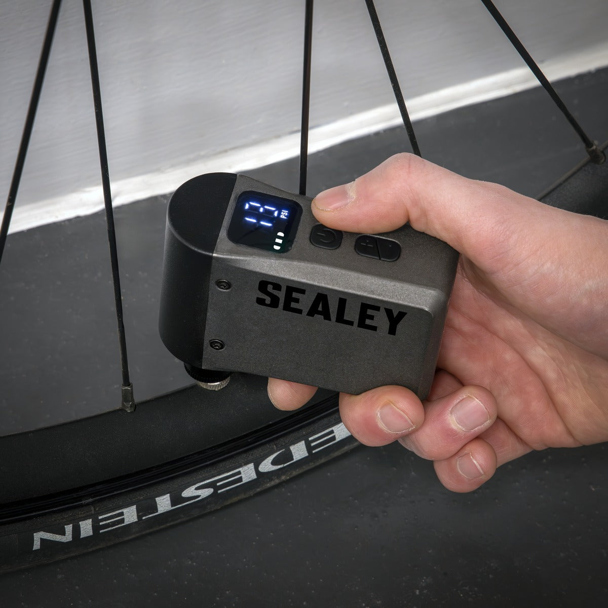 Sealey Mini Digital Bike Pump CTI100