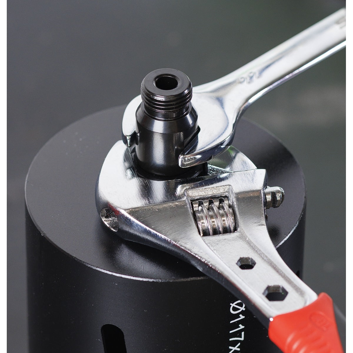 Sealey Diamond Core Drill Adaptor with Through Hole 1/2"BSP Male to 1/2"BSP Male DCD01