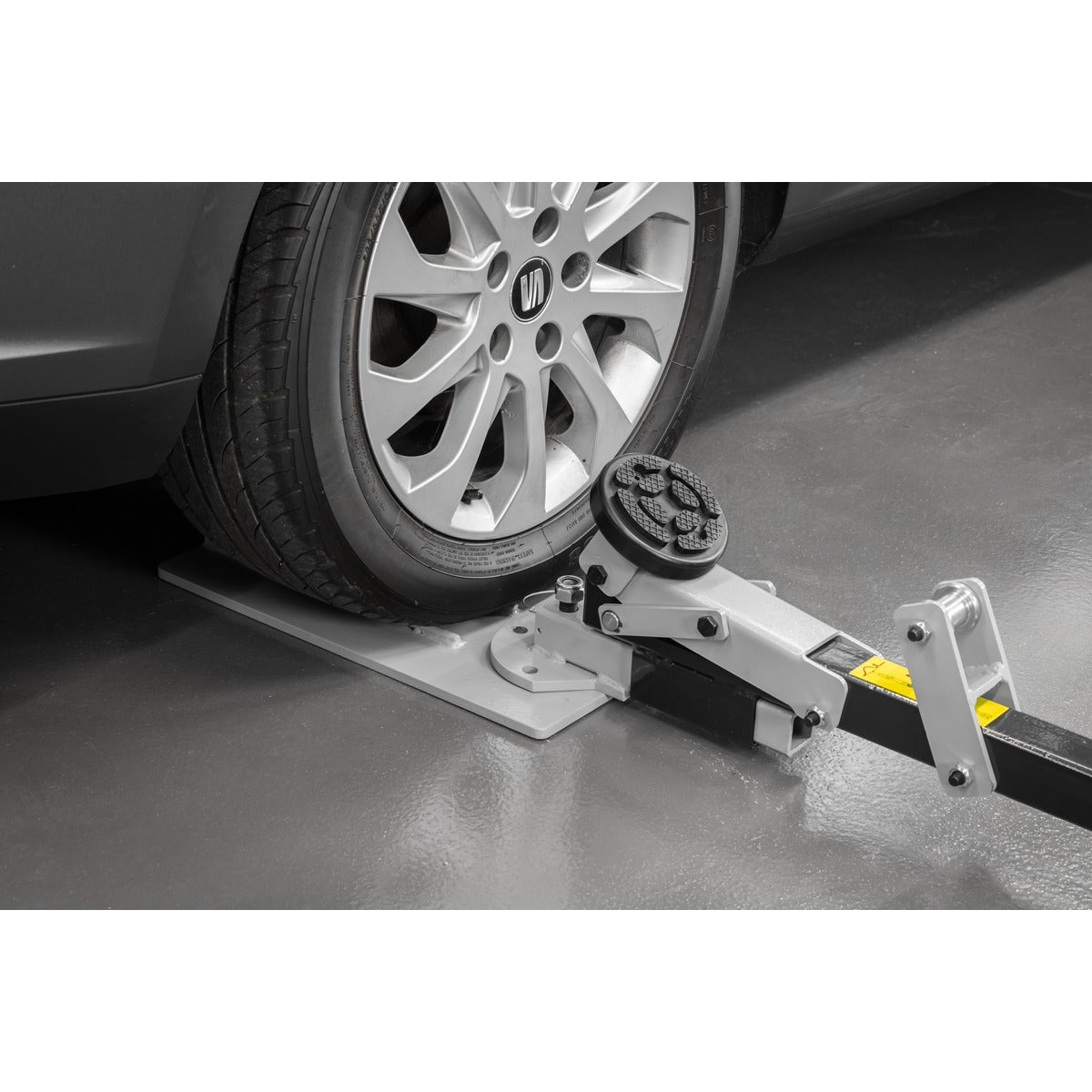 Sealey Heavy-Duty Dent Puller with Variable Upright DZRE22