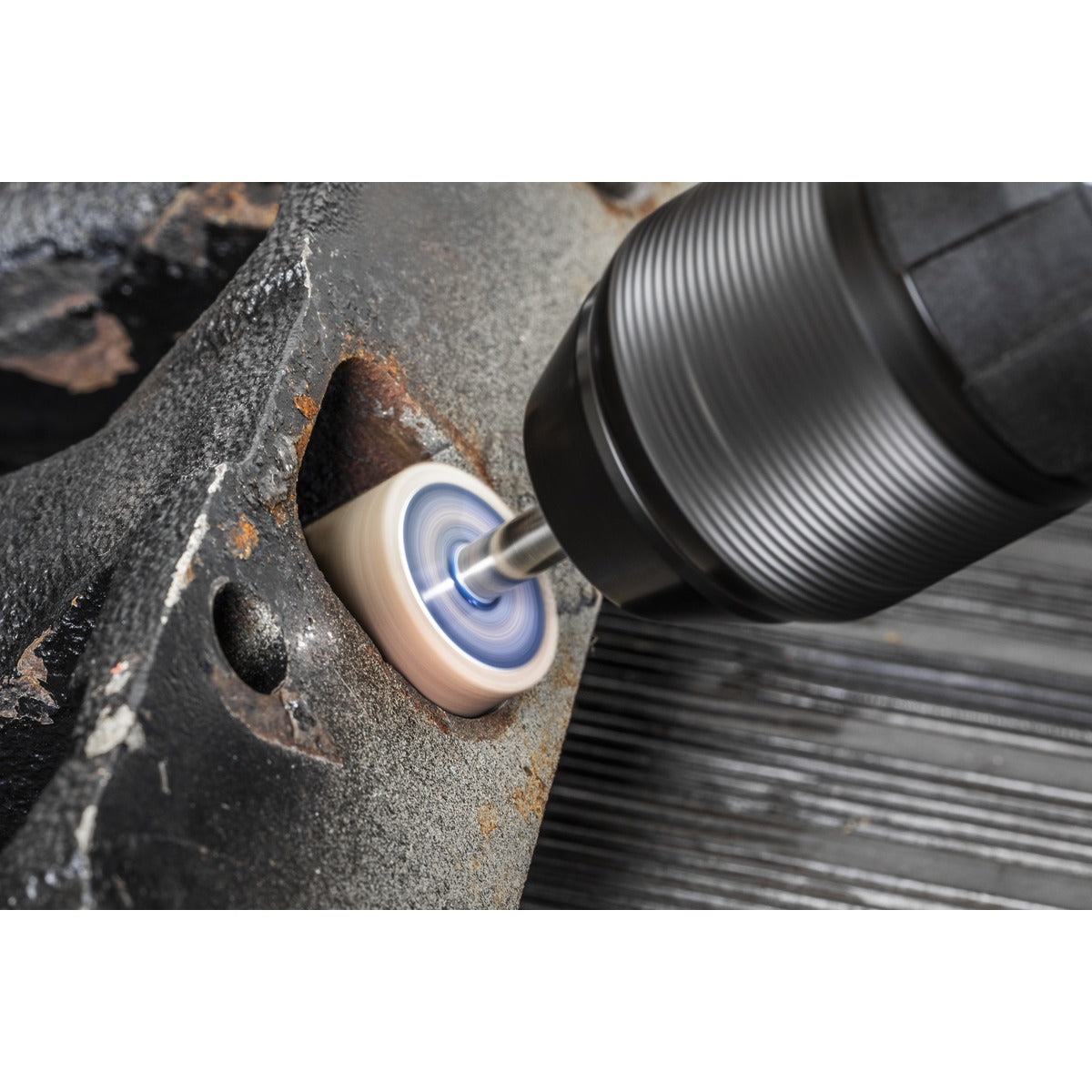 Sealey 25 x 20mm Abrasive Flap Wheel with 6mm Shaft 80Grit - Pack of 5 FW2520805