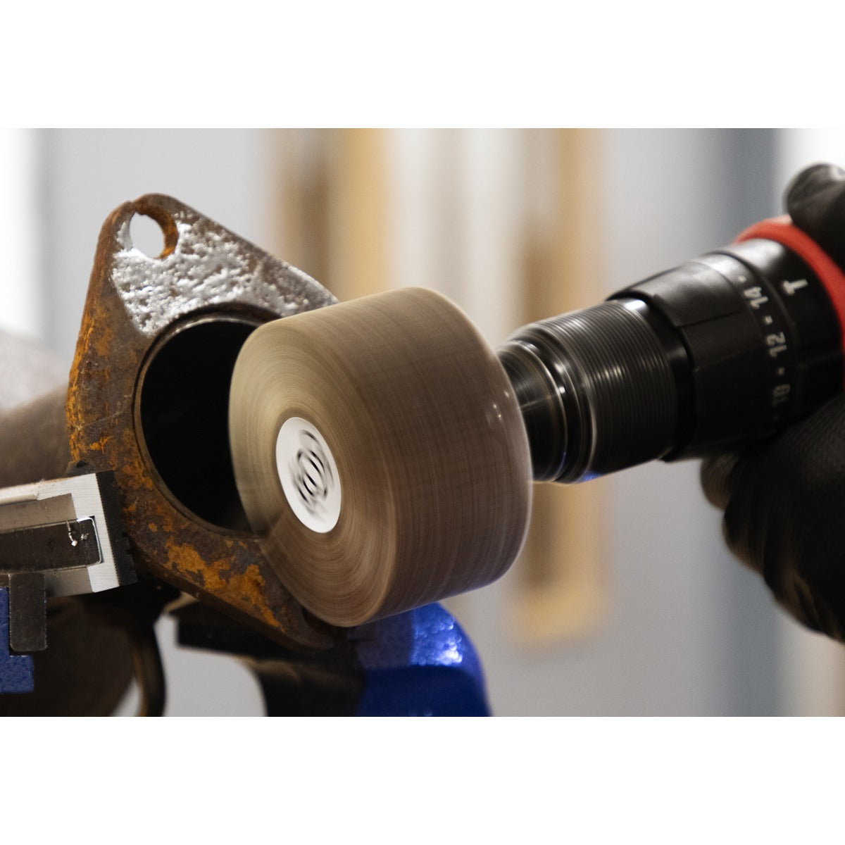 Sealey 80 x 40mm Abrasive Flap Wheel with 6mm Shaft 40Grit - Pack of 5 FW8040405