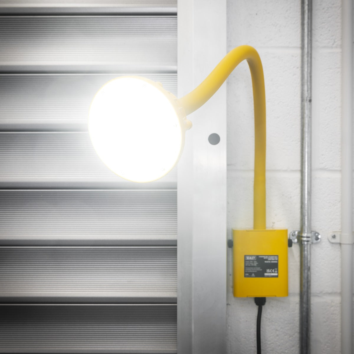 Sealey Loading Bay Floodlight with Flexible Arm 20W SMD LED LED20WDL