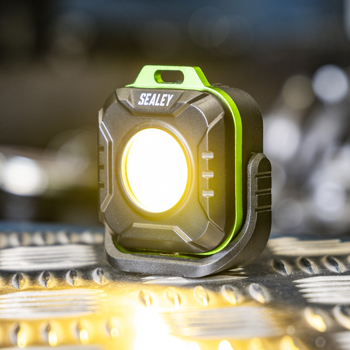 Sealey Rechargeable Pocket Floodlight 5W COB LED LED500P