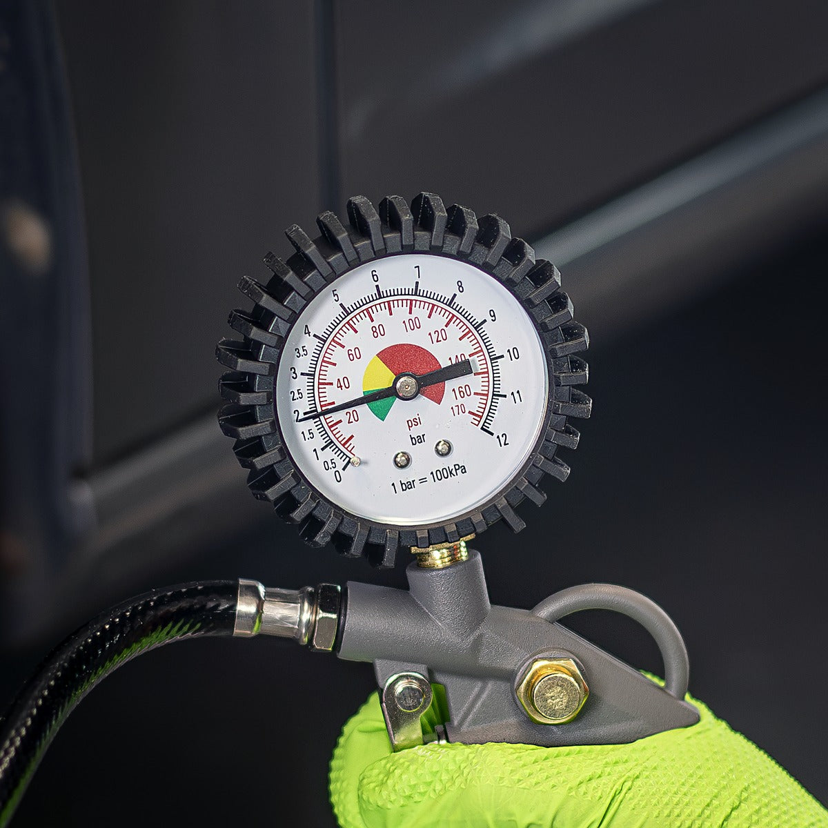 Sealey Tyre Inflator with Gauge SA332