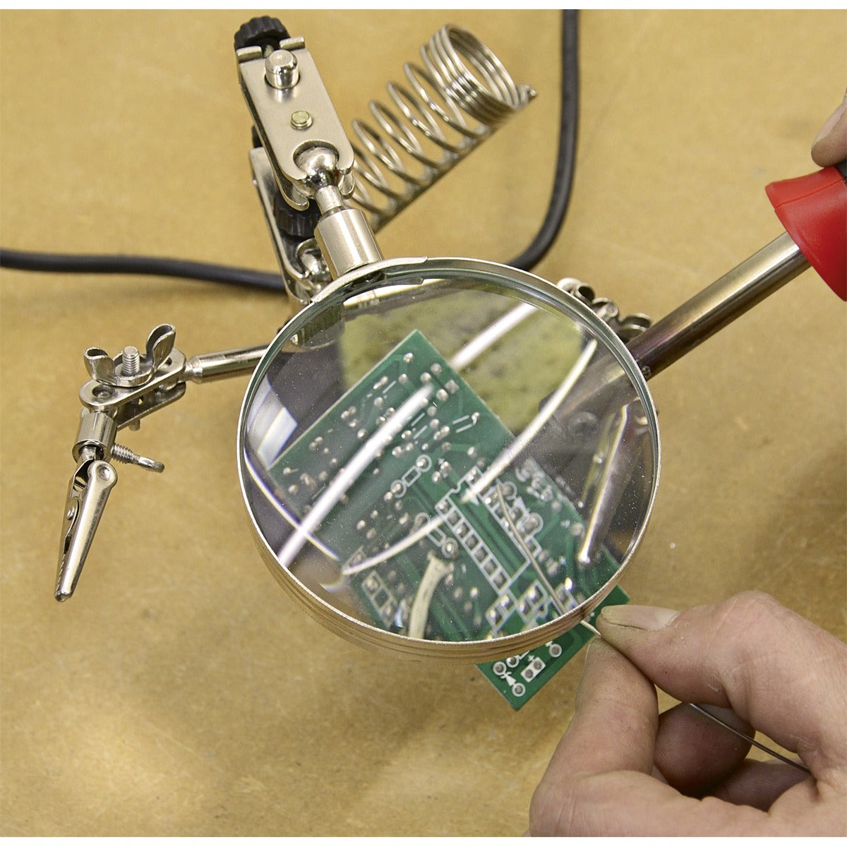 Sealey Mini Robot Soldering Stand with Magnifier & Iron Holder SD150H