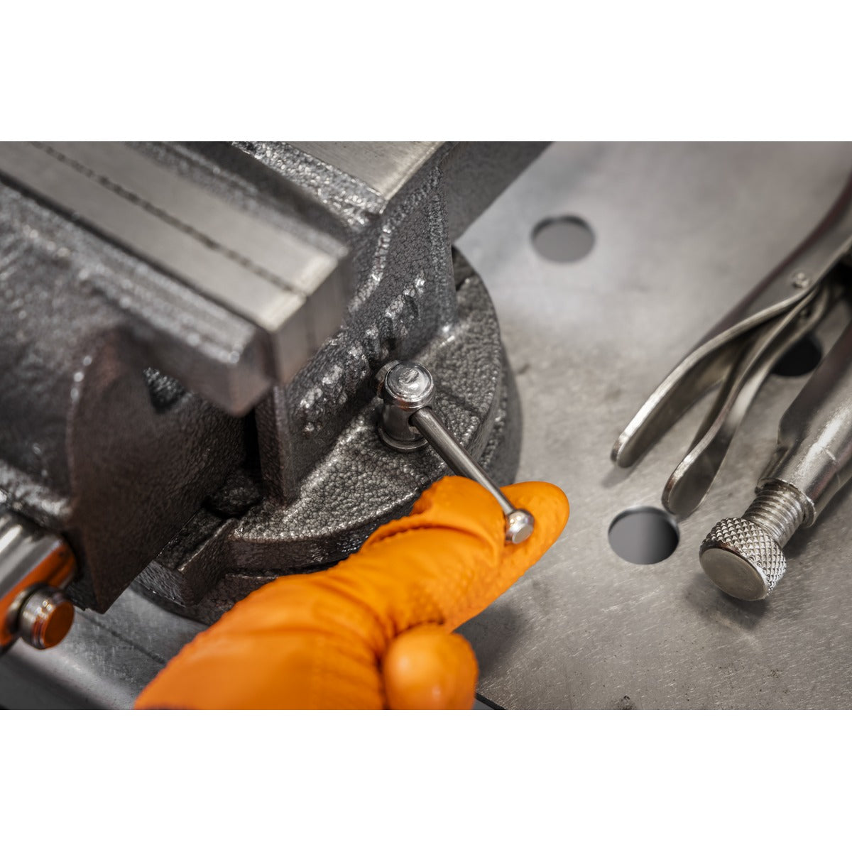 Sealey 100mm SG Iron Vice with Swivel Base SGV100L