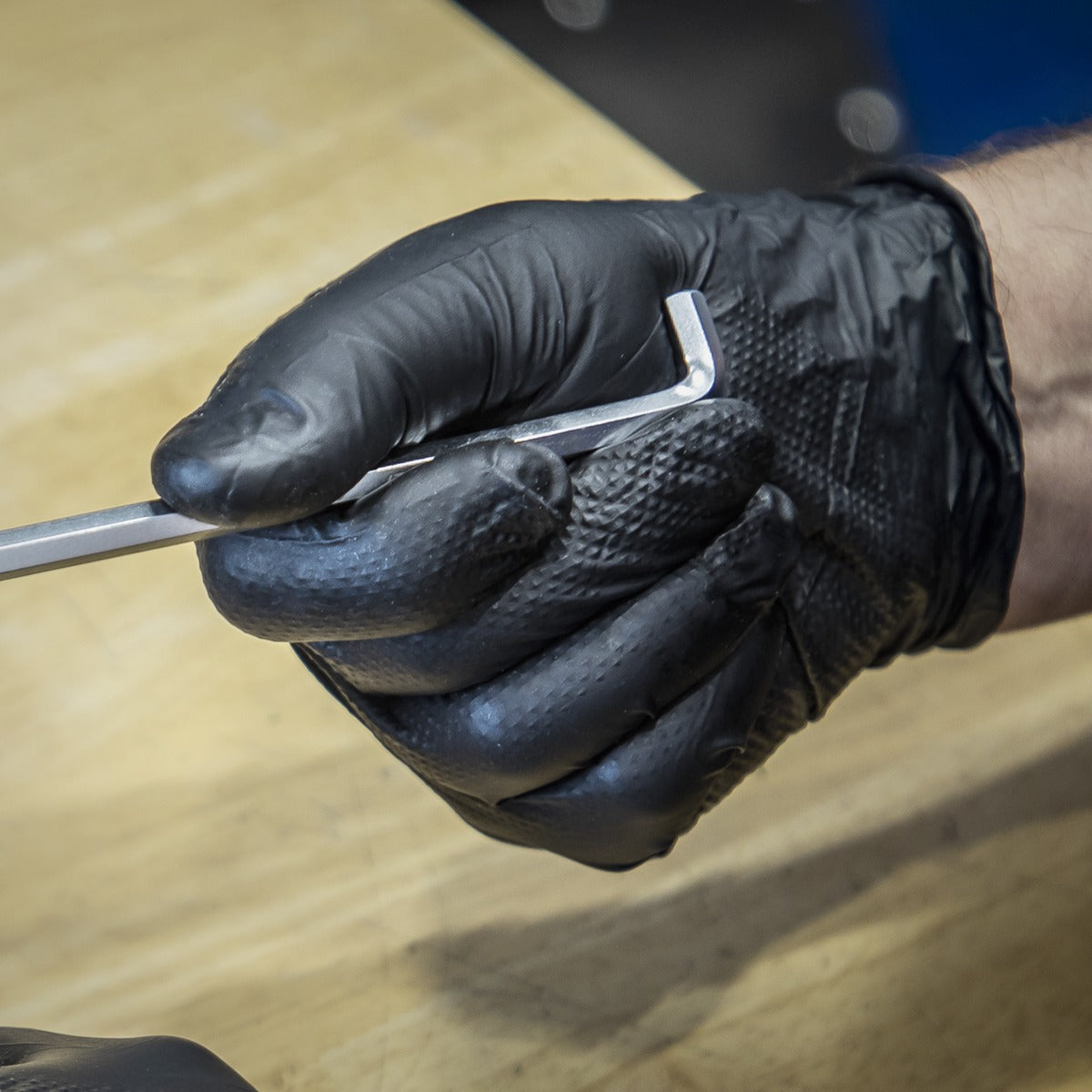 Sealey Diamond Grip Extra-Thick Nitrile Powder-Free Gloves, Black, Large - Pack of 50 SSP57L