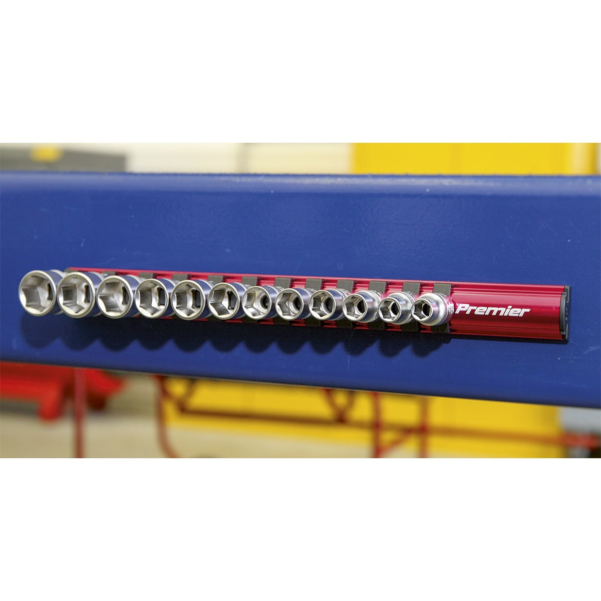 Premier Magnetic Socket Retaining Rail with 12 Clips 3/8"Sq Drive AK27083